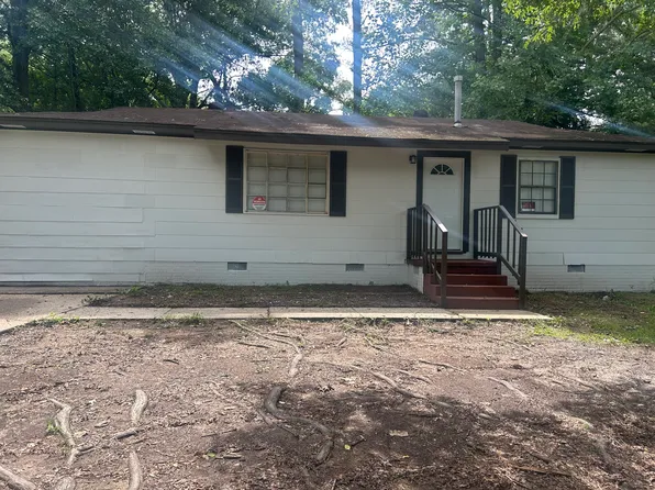3050 Woodview Dr, Jackson, MS 39212
