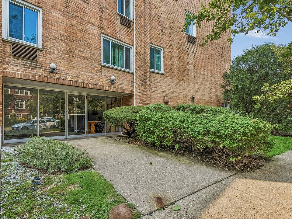 1st image of 777 Hinman Ave APT 35