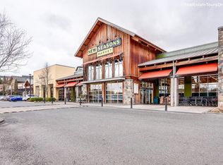 12732 SE Blackstone Ave, Happy Valley, OR 97086