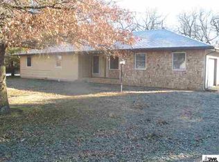 2217 Arapahoe Rd, Fort Scott, KS 66701