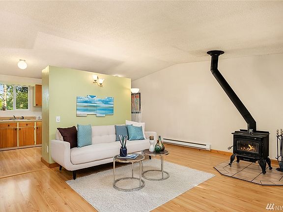 2nd image of 1165 Nebraska St SE
