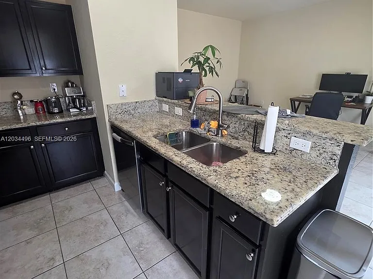9424 SW 171st Pl — Photo 4