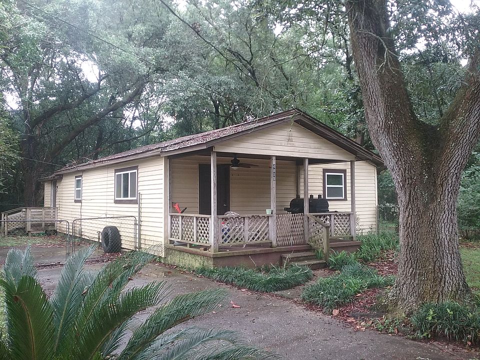 2nd image of 4815 Sharritt Ln