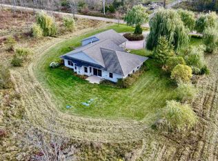 15 Meadow Ln, South Hero, VT 05486