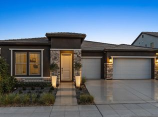 1136 Sophie Dr W, Madera, CA