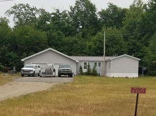 N9377 County Road 42, Curtis, MI 49820