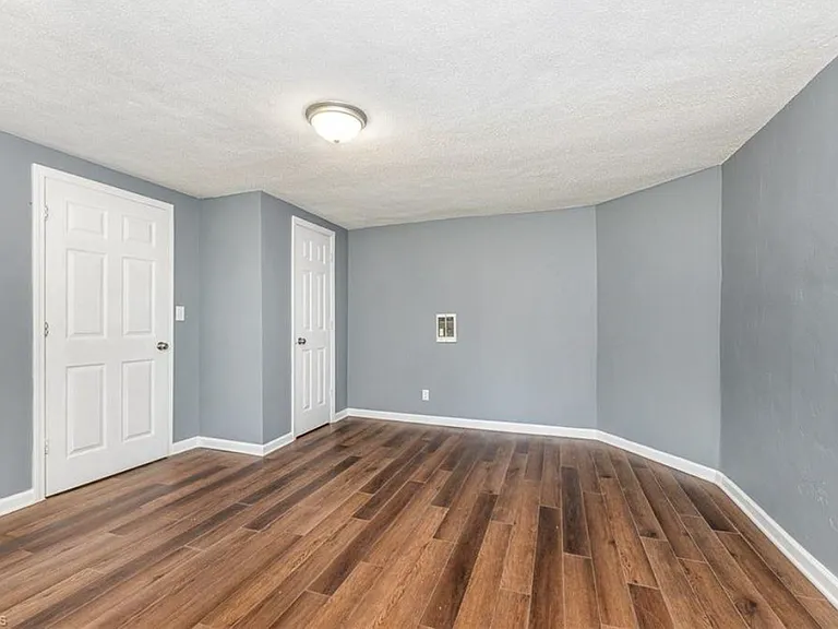 518 N Scales St #3 — Photo 5