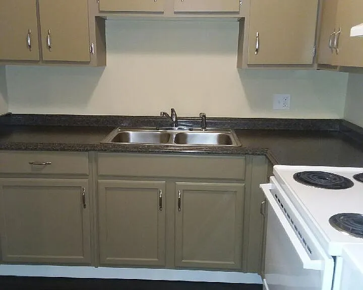 212 W Moore St #A12 — Photo 2