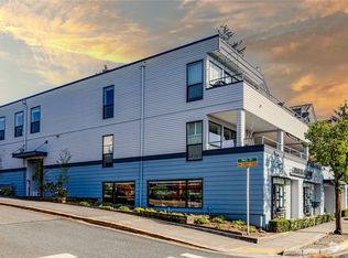 504 Holly Dr UNIT 303, Edmonds, WA 98020