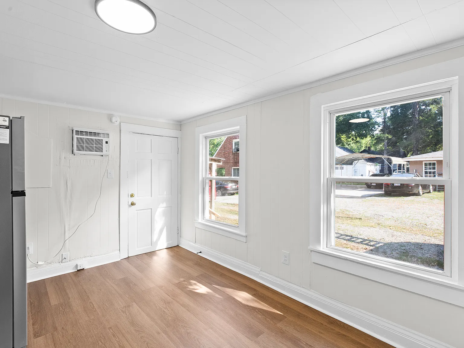1 bed, $850 — Photo 2