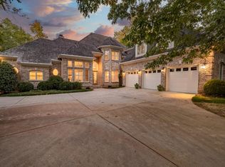 158 W Winds Rd, Macon, NC 27551