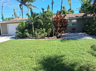 3832 Elizabeth St, Palm Springs, FL 33461