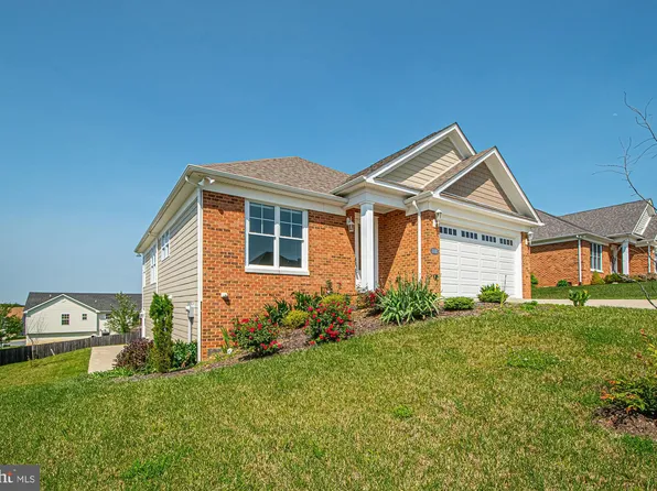 1332 Imboden Dr, Front Royal, VA 22630