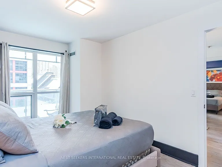 300 Front St W #510 — Photo 18