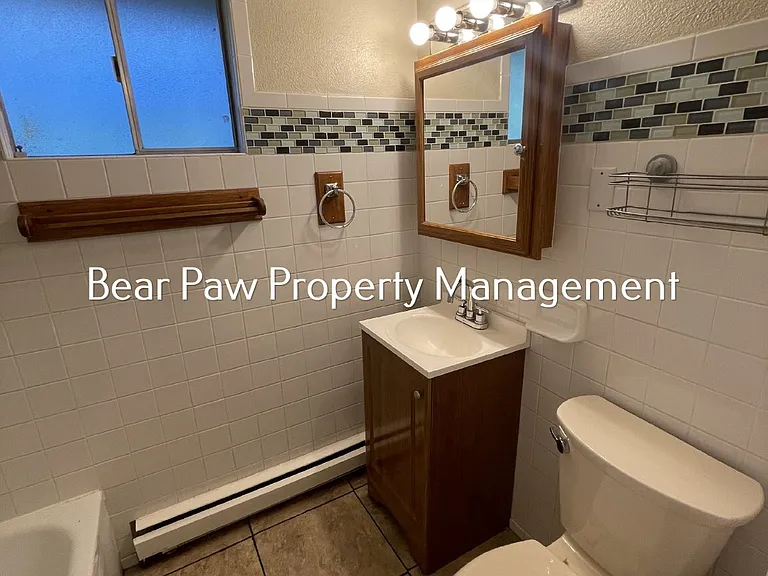 26132 Center Dr — Photo 9