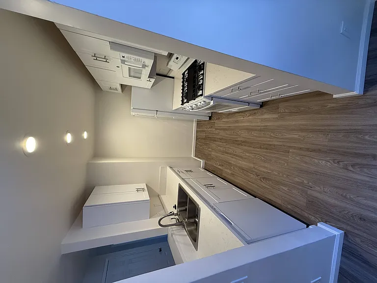 Grande Vista Apartments — Photo 38