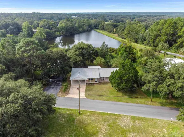 5409 Pond View Dr, Milton, FL 32570