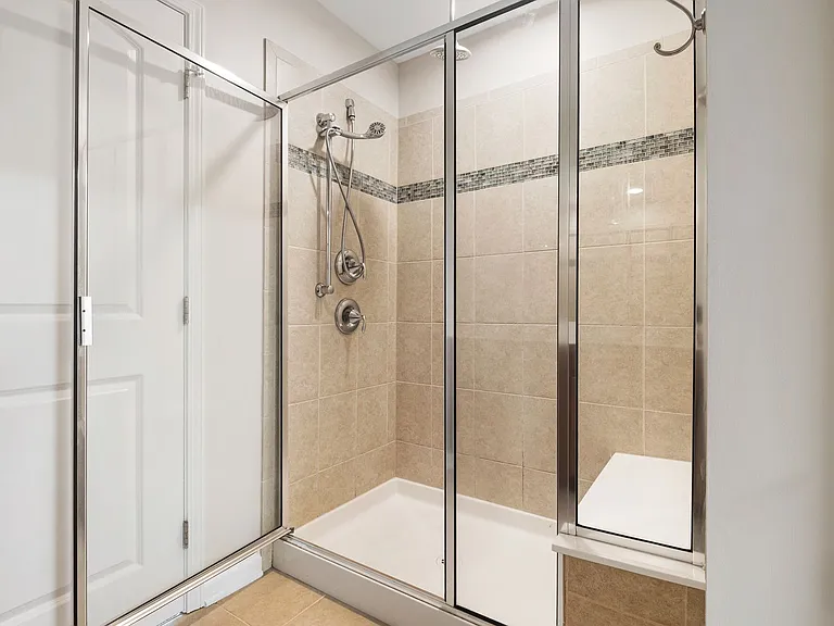 72 Argonaut Dr — Photo 16