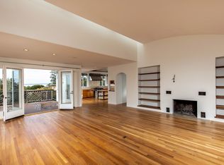 1090 Devonshire Dr, Encinitas, CA 92024