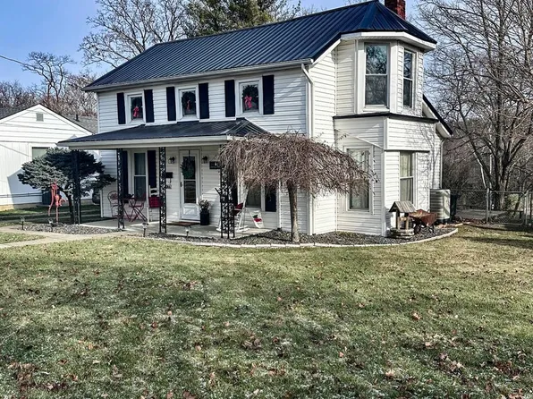 1066 Fairfield Ave, Brookville, IN 47012