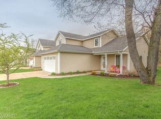 2001 Conservation Trl SE, Lowell, MI 49331