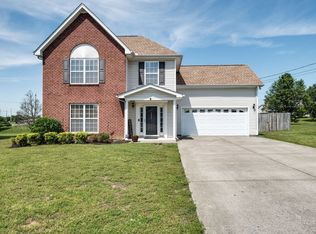 1003 Anna Gannon Dr, La Vergne, TN 37086