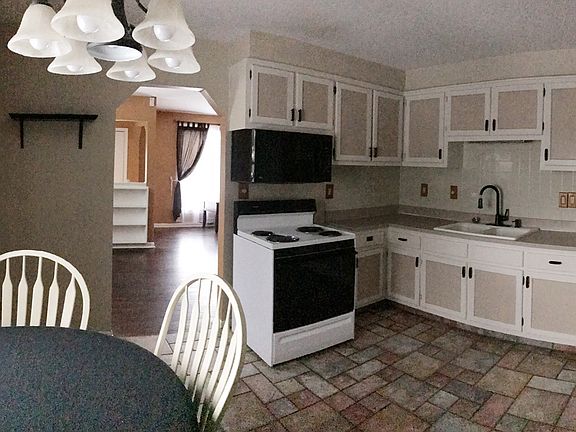 Kitchen Northeast View