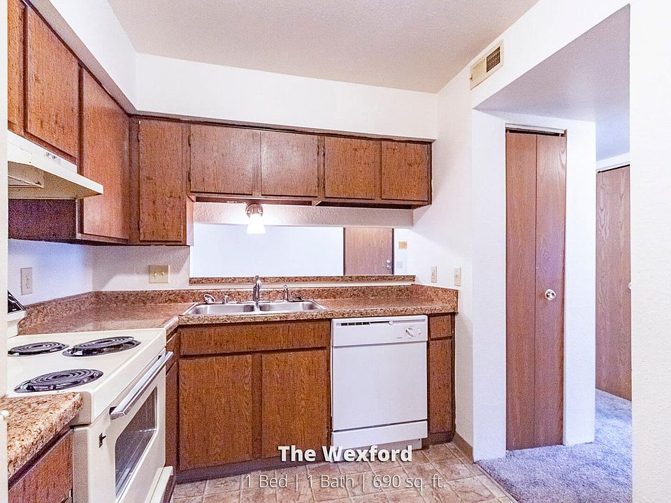 Benson Hills Apartments 5800 Benson Dr Haslett MI Zillow