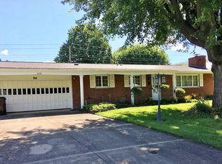 1046 Lark Ln, Xenia, OH 45385