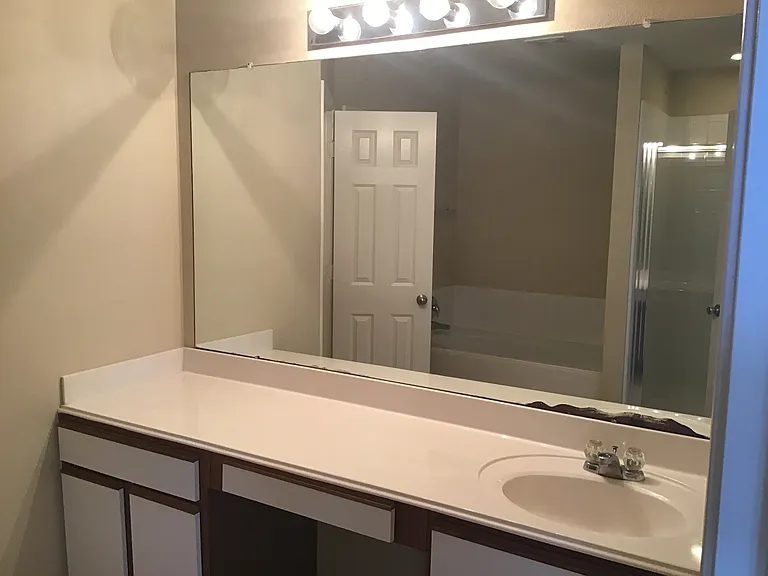 5602 Darby Square Trl — Photo 10