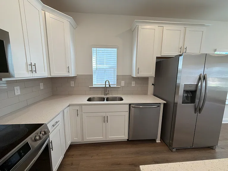 105 Prospect Ave — Photo 6