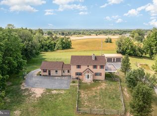 470 Red Hill Rd, Hanover, PA 17331