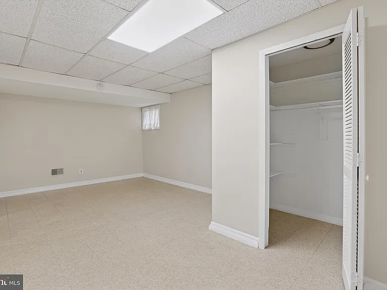 1452 Dewberry Ct — Photo 30