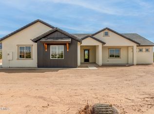 865 S Vaquero Rd, Apache Junction, AZ 85119