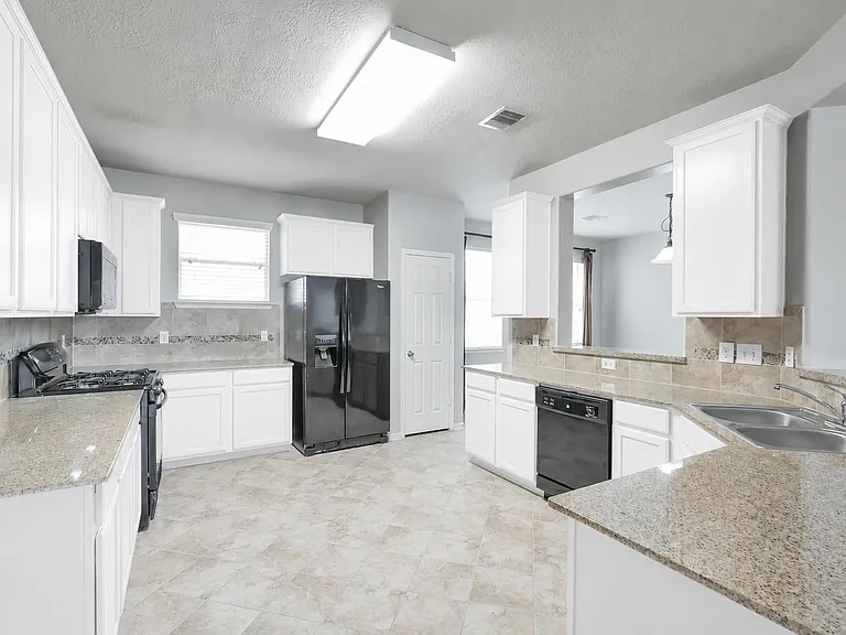 3615 Gail Meadow Ct — Photo 11