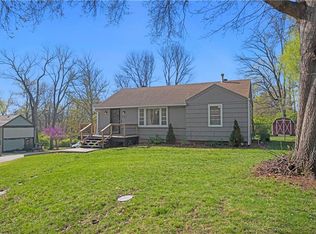 101 W 97th Ter, Kansas City, MO 64114