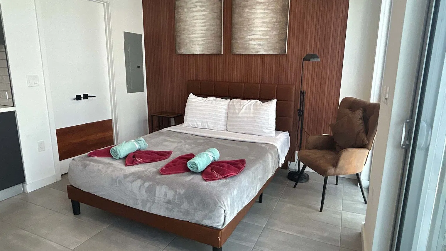 Studio, 1.0 bath, 441 sqft, $5,495 — Photo 2