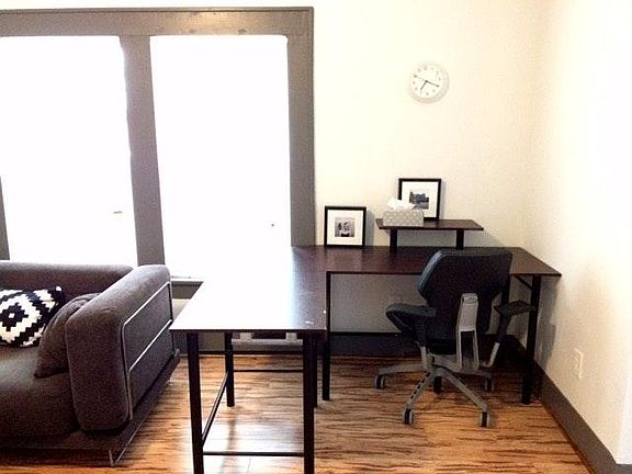 3rd image of 1922 Rosewood St #2