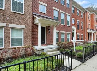 9412 Oakley Dr, Indianapolis, IN