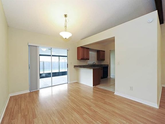 4th image of 6521 Reef Cir