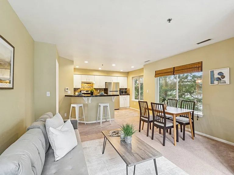 16219 Northup Way #C201 — Photo 8