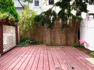 220 Kingsland Ave APT 1R, Brooklyn, NY 11222