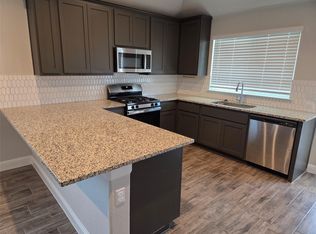 105 Riverhill Dr, Georgetown, TX 78628