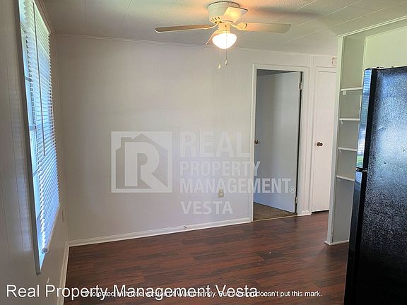 3rd image of 622 Cedarwood Dr