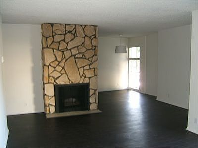 4th image of 1310 Wellesley Ave APT 112