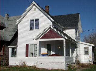 1021 Douglas St NW, Grand Rapids, MI 49504