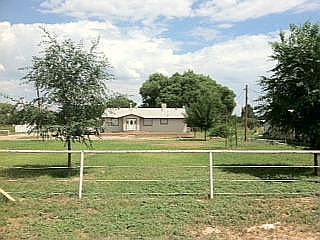 1st image of 25 E Cottonwood Ln