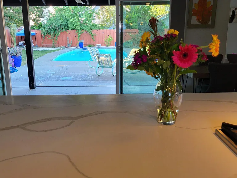 2105 Amador Ave — Photo 5