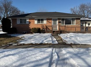 4627 Fenwick Dr, Warren, MI 48092