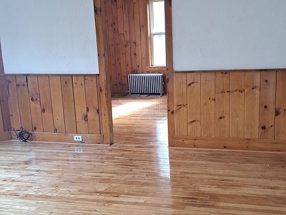 5th image of 398 Lake Ave #3